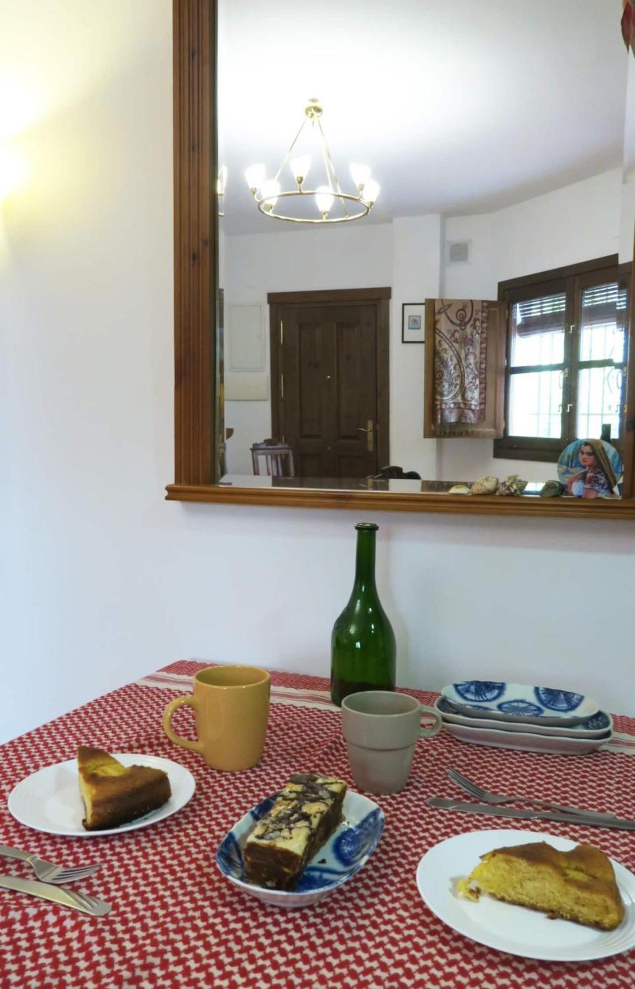 Charming Albaicin Patio Flat Free Onsite Parking Appartement Granada Buitenkant foto