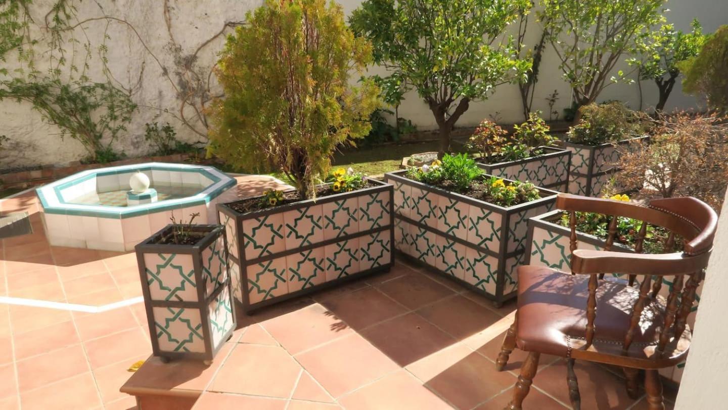 Charming Albaicin Patio Flat Free Onsite Parking Appartement Granada Buitenkant foto
